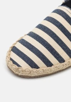 Pier One UNISEX - Espadrille - Dark Blue/white -Pier One 1dddba693bd742ebac55099bf5cd73d6