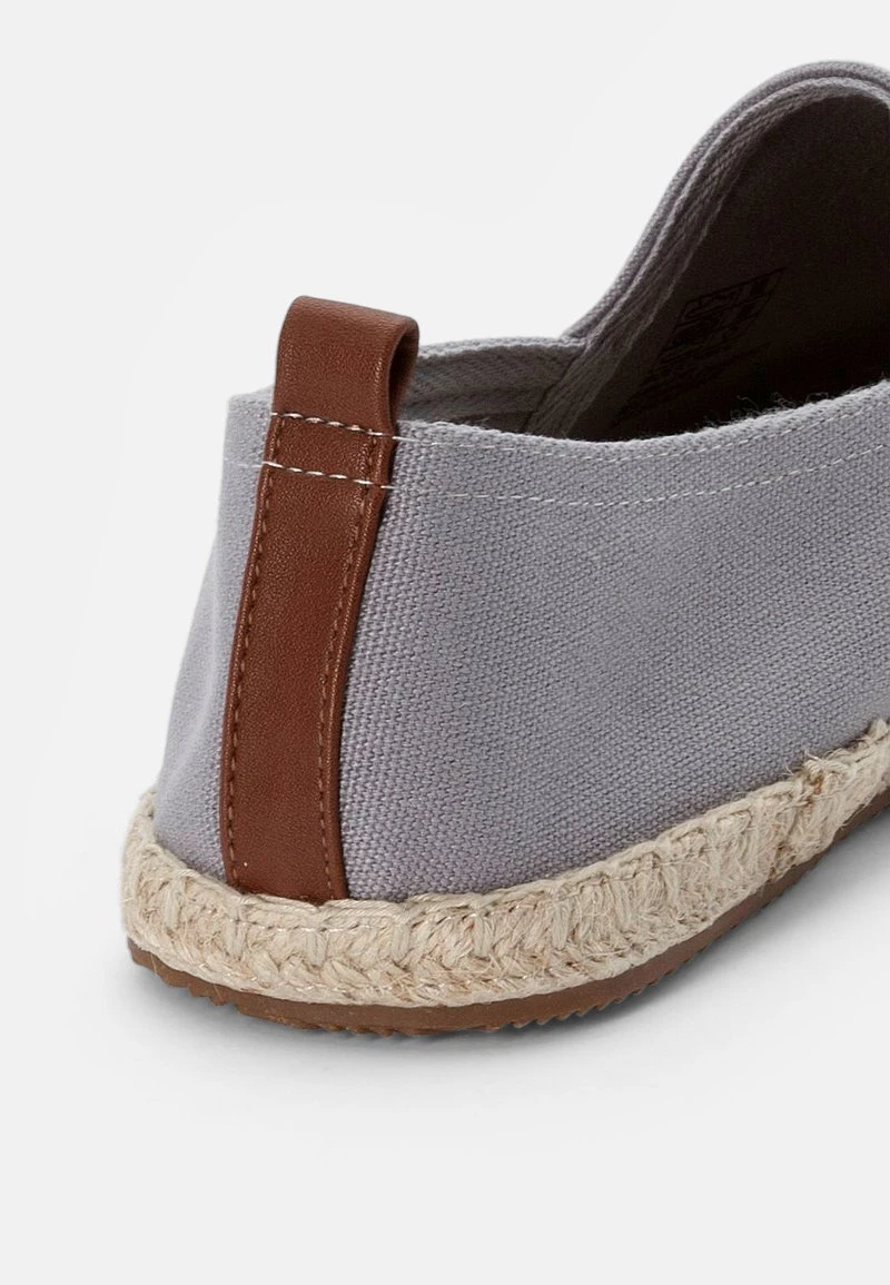Pier One RENA ESPADRILLE UNISEX - Espadrille - Light Grey 8 Pier One RENA ESPADRILLE UNISEX - Espadrille - Light Grey – Bild 6