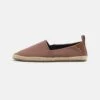 Pier One UNISEX - Espadrille - Brown 2 Pier One UNISEX - Espadrille - Brown -Pier One 8e9960290e0247f99a7bd35b0da35d9e