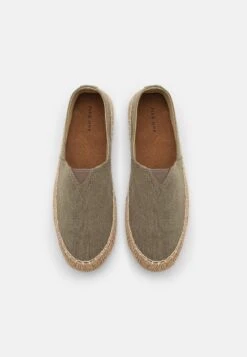 Pier One Espadrille - Brown -Pier One b8b6a1b5c8f4462e91558b6bd6046520