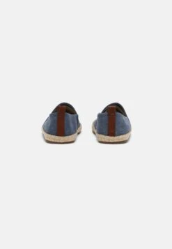 Pier One RENA ESPADRILLE UNISEX - Espadrille - Blue 10 Pier One RENA ESPADRILLE UNISEX - Espadrille - Blue -Pier One c59a3b2dc1ad4928b1cd0b14e0ba2e6e